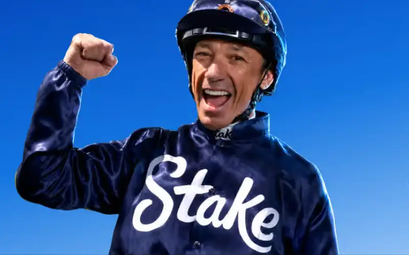 Competí en las carreras diarias y semanales de Stake Races para ganar tu parte de los premios acumulados en Stake México.